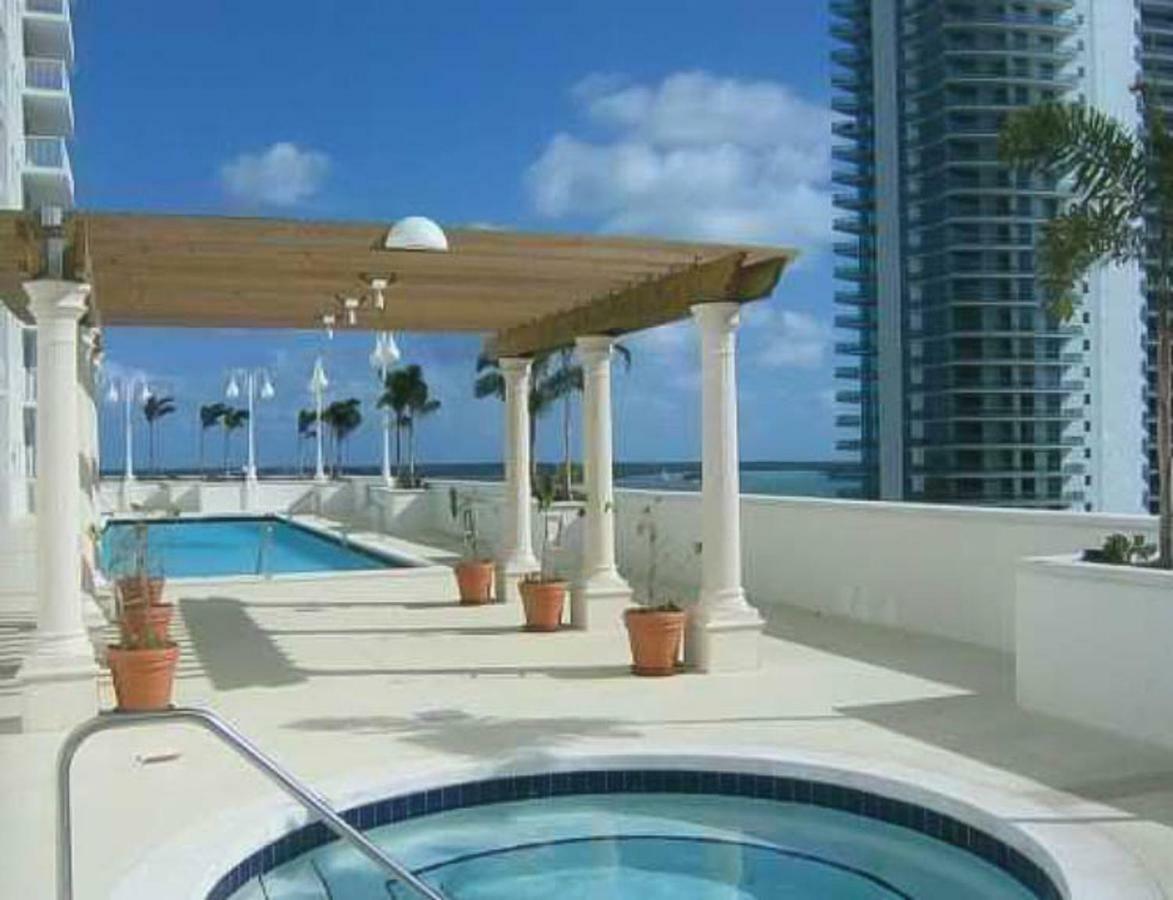 Top Stay Miami Blue Brickell Extérieur photo